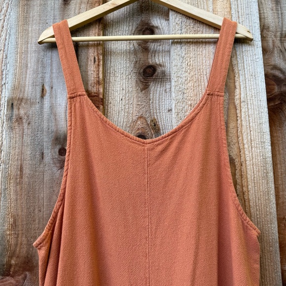 Burnt Orange Wide-Leg Cropped Overall Jumpsuit 🌿 - Picture 4 of 6